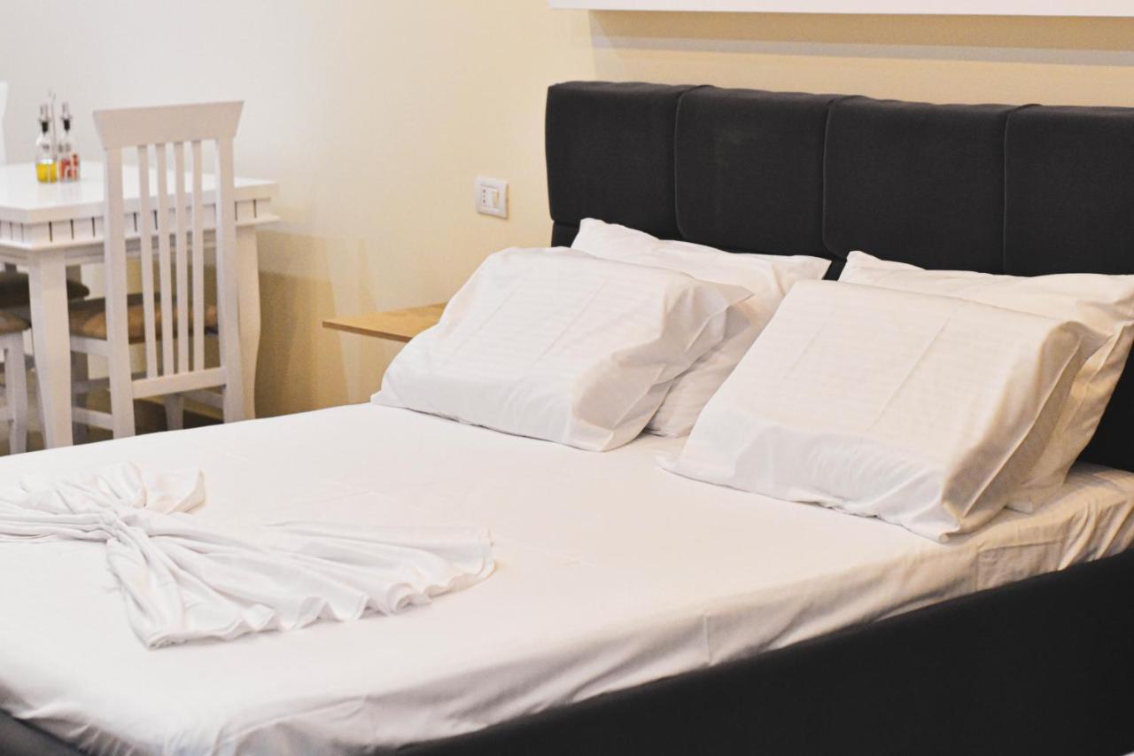 Delmar Apartments 格勒姆 外观 照片